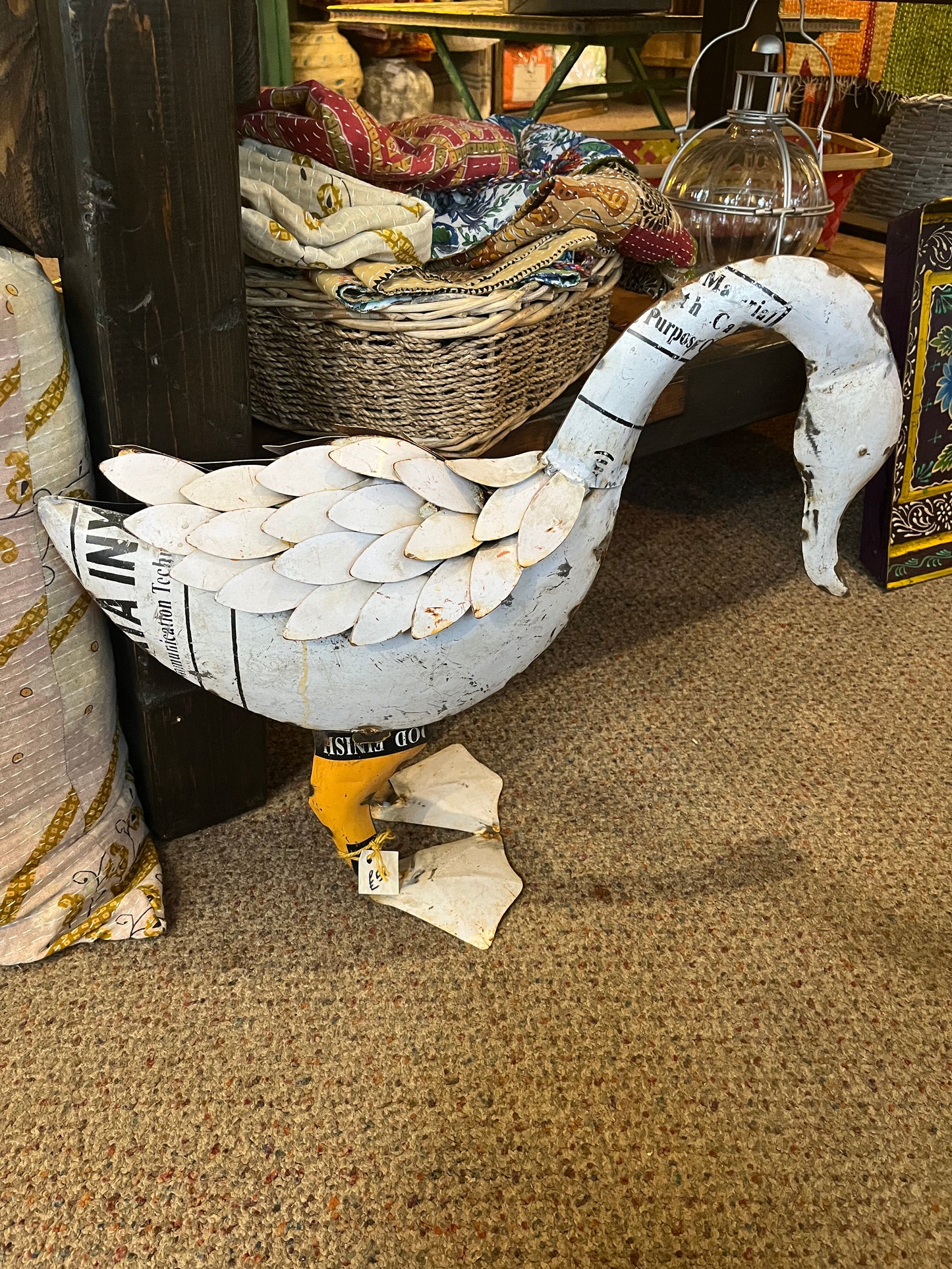 Large Recycled Metal Swan - Garden item - home